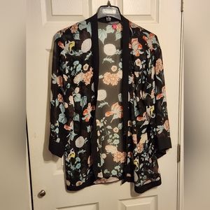 VINCE CAMUTO women size small Floral Gardens Semi-Sheer Kimono